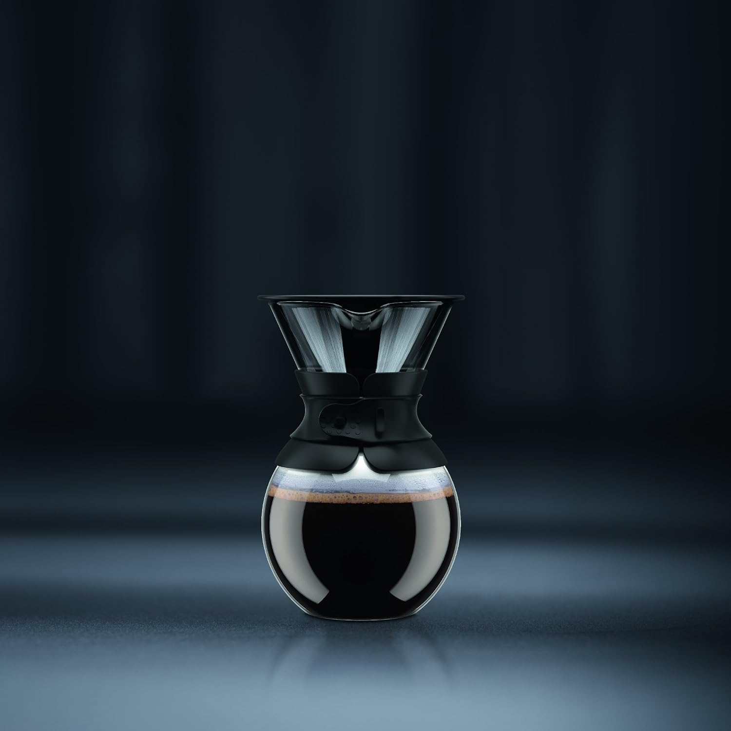 Bodum 34 oz pour over coffee maker glass carafe and permanent filter